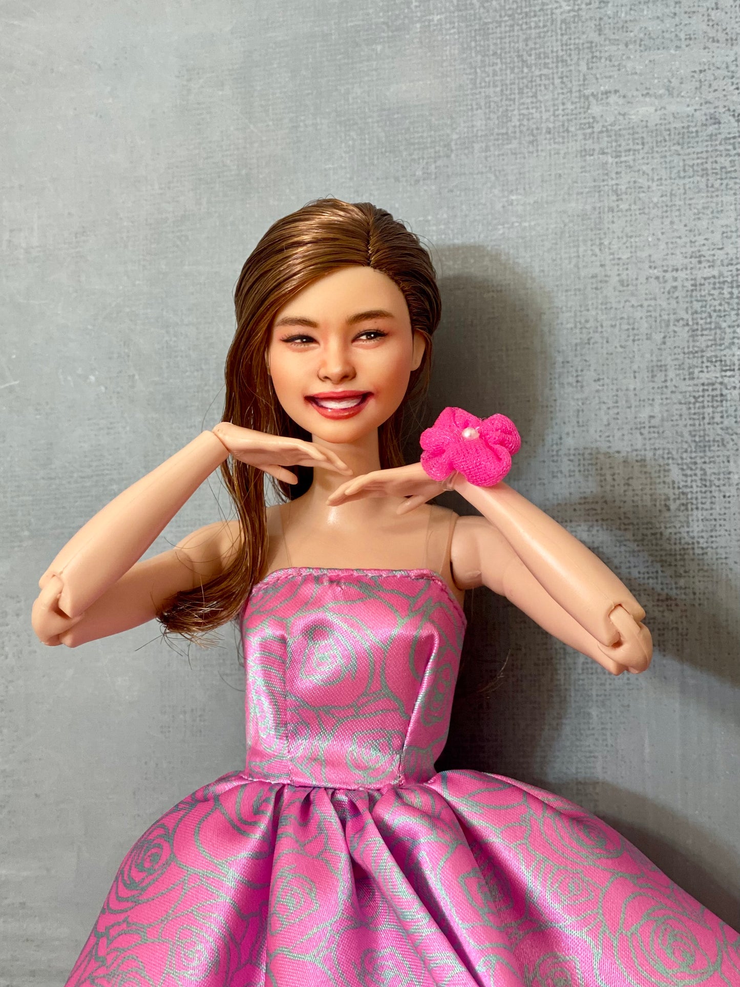 Cara de muñeca OOAK de 12" (30 cm) repintada con cuerpo de muñeca articulado